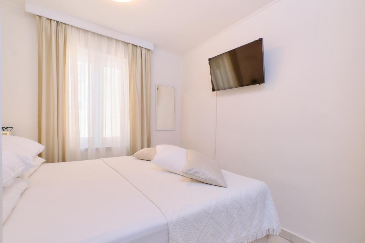 Apartments Antares 말리로시니 외부 사진